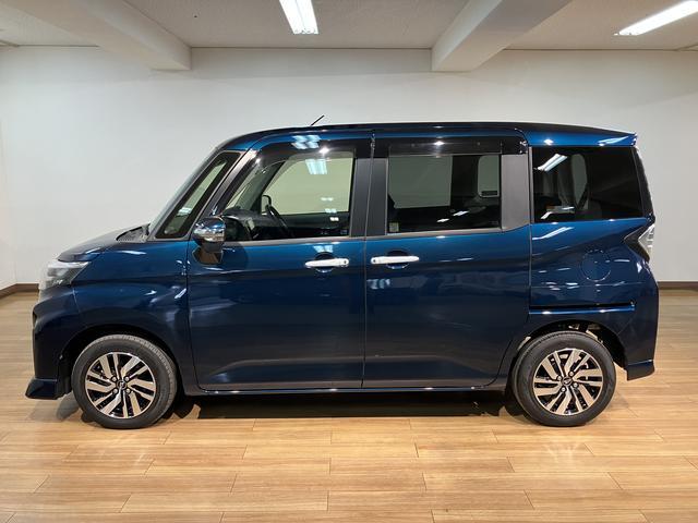 トールカスタムＧ　９インチメモリーナビ　前後ドライブレコーダー９インチ純正メモリーナビ・全方位カメラ・ナビ連動前後ドラレコ・ＥＴＣ・クルーズコントロール・ワイヤレス充電・シートヒーター・ウッド調パネル・電動パーキング・衝突回避支援ブレーキ・誤発進抑制機能（大阪府）の中古車