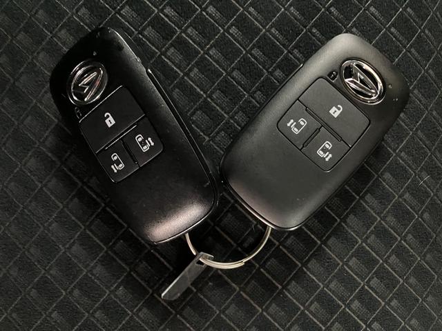 タントカスタムＸ　４ＷＤ　メモリーナビ　スマートパノラマパーキングナビ連動前後ドライブレコーダー　シートヒーター　ロングスライドシート（大阪府）の中古車
