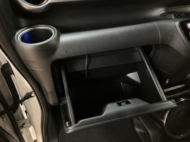 N−BOXスラッシュX・ターボパッケージ ターボエンジン 純正ナビ ETCターボエンジン・純正ナビゲーション・バックカメラ・ETC車載器・社外ドラレコ・電動パーキングブレーキ・ステアリングヒーター・シートヒーター・エンジンプッシュスタート・純正アルミホイール(大阪府)の中古車