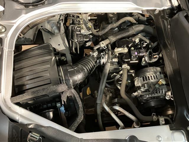 ハイゼットカーゴデラックスＳＡIII　ＥＴＣ　ＬＥＤヘッドライト　キーレスオーディオレス仕様・社外ＥＴＣ・前席パワーウインドウ・オートハイビーム・フロントコーナーセンサー・キーレスエントリー・フロントシェルフ・衝突回避支援ブレーキ・誤発進抑制機能・１年間走行距離無制限保証（大阪府）の中古車