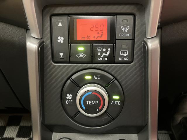コペンセロ 弊社元試乗車 シートヒーター LEDヘッドライト弊社元試乗車・ターボエンジン・オーディオレス仕様・ステアリングスイッチ・LEDヘッドライト・バックソナー・プッシュスタート・キーフリー・7速スーパーアクティブシフト・16インチ純正アルミホイール(大阪府)の中古車