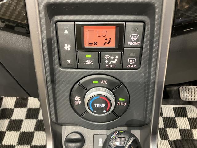 コペンローブ　弊社元試乗車　シートヒーター　ＬＥＤヘッドライト弊社元試乗車・ターボエンジン・オーディオレス仕様・ステアリングスイッチ・ＬＥＤヘッドライト・バックソナー・プッシュスタート・キーフリー・７速スーパーアクティブシフト・１６インチ純正アルミホイール（大阪府）の中古車