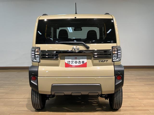 タフトＧターボ　ダーククロムベンチャー　届出済未使用車スマートアシスト・電動パーキングブレーキ・オートブレーキホールド・キーフリー・バックカメラ・（運転席／助手席／サイド／カーテン）エアバッグ・ステアリングリモコン　・プッシュスタート・コーナーセンサー（大阪府）の中古車