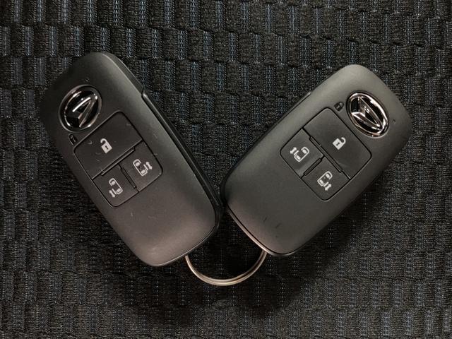 タントカスタムＲＳリミテッド　１０インチ純正ナビ　届出済未使用車届出済未使用車・ターボエンジン・１０インチ純正メモリーナビ・バックカメラ・ＥＴＣ車載器・クルーズコントロール・両側電動スライドドアシートヒーター・電動パーキング・衝突回避支援ブレーキ・誤発進抑制機能（大阪府）の中古車