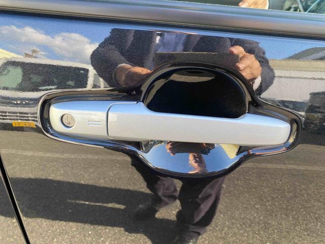 タントカスタムＸ　バックモニターダイハツ認定中古車　予防安全機能スマートアシスト搭載　アイドリングストップ　バックモニター　純正ナビゲーション　両側パワースライドドア　シートリフター　ドライブレコーダー　ＥＴＣ車載器　キーフリーキー（京都府）の中古車