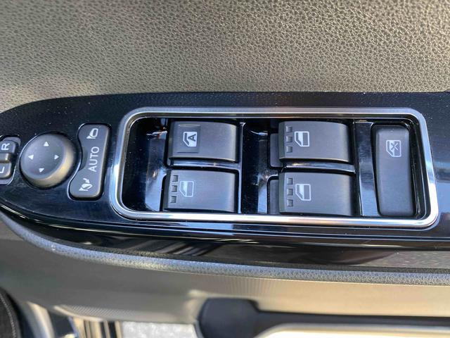 タントカスタムＸ　バックモニターダイハツ認定中古車　予防安全機能スマートアシスト搭載　アイドリングストップ　バックモニター　純正ナビゲーション　両側パワースライドドア　シートリフター　ドライブレコーダー　ＥＴＣ車載器　キーフリーキー（京都府）の中古車