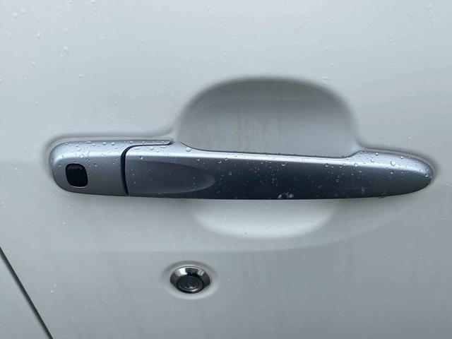 ムーヴＸリミテッド　キーフリーダイハツ認定中古車　アイドリングストップ　キーフリーキー　電動格納ミラー　シートリフター　ナビゲーション　ＡＢＳ　カップホルダー　アルミホイール　アームレスト　オートエアコン　プッシュスタートボタン（京都府）の中古車