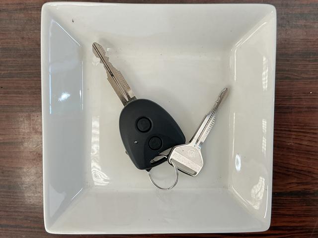 ミライースＸ　ＳＡIII　ワンオーナー　バックカメラ　コーナーセンサーワンオーナー　バックカメラ　前後コーナーセンサー　オートマチックハイビーム　ＬＥＤヘッドライト　オートライト　横滑り防止装置　アイドリングストップ　キーレスエントリー　スペアキー有り　電動格納ミラー（京都府）の中古車