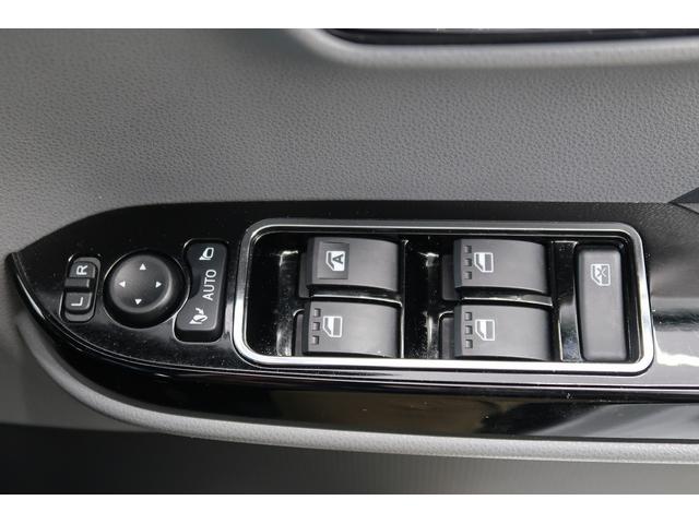 タントカスタムＲＳセレクション衝突軽減Ｂ　電動格納式ドアミラー　スマートキー＆プッシュスタート　車線逸脱　前席シートヒーター　オートライト　キーフリー　ＬＥＤヘッド　Ｂカメラ　ＥＴＣ　オートマチックハイビーム　ターボエンジン（富山県）の中古車