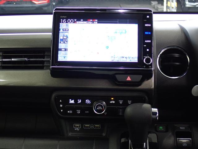 Ｎ−ＷＧＮカスタムＬ・ターボホンダセンシングナビ　バックカメラ　アルミホイール　ステアリングスイッチ　革巻きハンドル　オートライト　キーフリーシステム　オートエアコン　バイザー　マット　ベンチシート　エアバッグ　パワーウィンドウ　フォグランプ（岐阜県）の中古車
