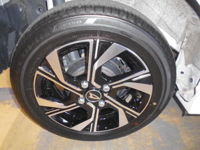 タントカスタムＸ　４ＷＤ（福井県）の中古車