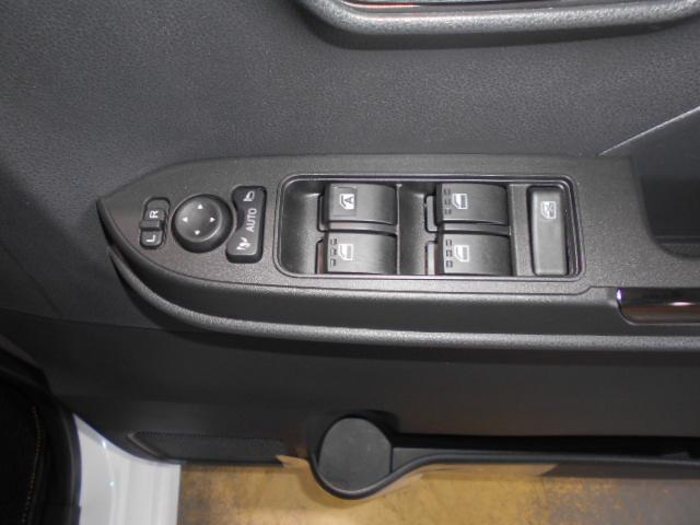 タントカスタムＸ　４ＷＤ（福井県）の中古車