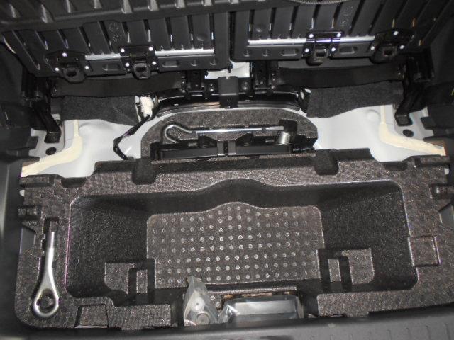 ムーヴキャンバスＸリミテッドメイクアップ　ＳＡ２　純正ナビ　バックモニター２０１８年モデル　ダイハツ純正８インチメモリーナビ　ドライブレコー　ダー　ＴＶコントロールキット　装着車　ノーマルタイヤ４本新品（福井県）の中古車