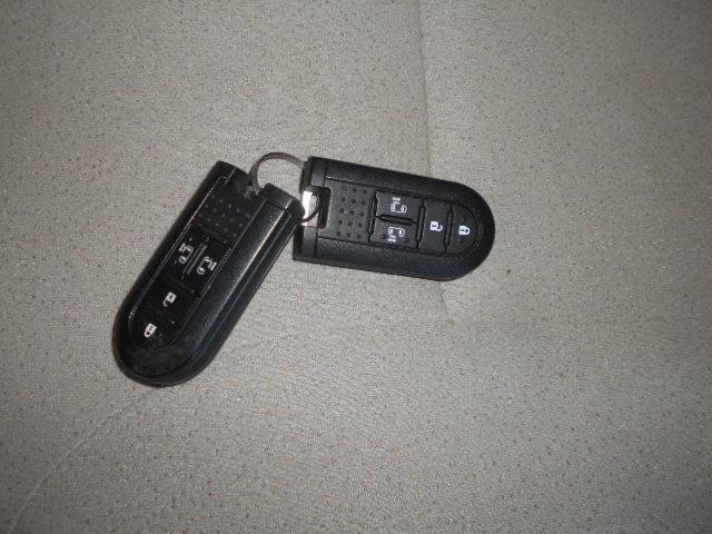 ムーヴキャンバスＸリミテッドメイクアップ　ＳＡ２　純正ナビ　バックモニター２０１８年モデル　ダイハツ純正８インチメモリーナビ　ドライブレコー　ダー　ＴＶコントロールキット　装着車　ノーマルタイヤ４本新品（福井県）の中古車