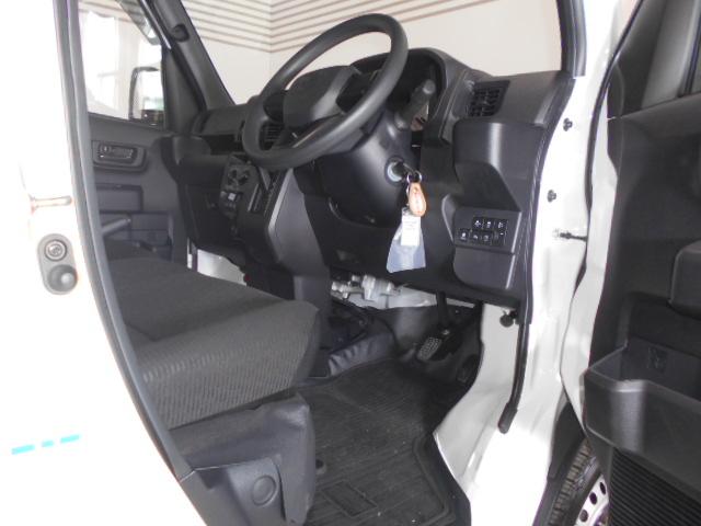 ハイゼットカーゴデラックス　４ＷＤ車（福井県）の中古車