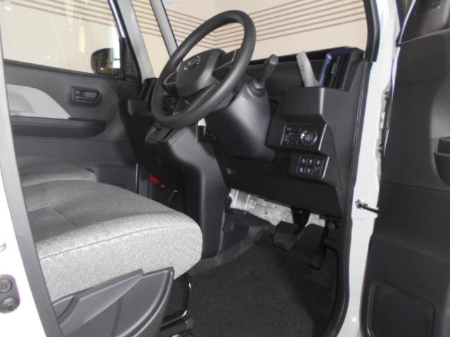 タントＸ　４ＷＤ届出済未走行車（福井県）の中古車