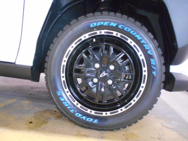タフトＧターボ　ダーククロムベンチャー　４ＷＤ純正ラギッドアルミホイール＆ブロックタイヤオープンカントリーＲ／Ｔ（２０２３年モデル）　装着車（福井県）の中古車