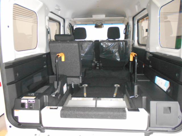 アトレースローパー 補助シート付 4WD 福祉車両(福井県)の中古車