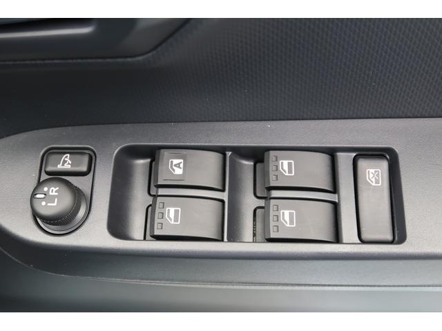 ミライースＸ　リミテッドＳＡIII運転席エアバッグ　ＡＢＳ　メンテナンスノート　アイドリングＳ　誤発進抑制装置　レーンキープアシスト　デュアルエアバック　横滑防止　ハイビームアシスト　衝突安全ボディ　オートライト（富山県）の中古車