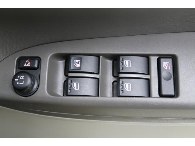 タントＸ　スマートセレクションＳＡ衝突安全ボディ　電動格納ミラー　ＡＢＳ　盗難防止システム　スマートキー　オートライト　４ＷＤ　アイドリングストップ　衝突被害軽減システム　バックカメラ　ベンチシート　ＶＳＣ（富山県）の中古車