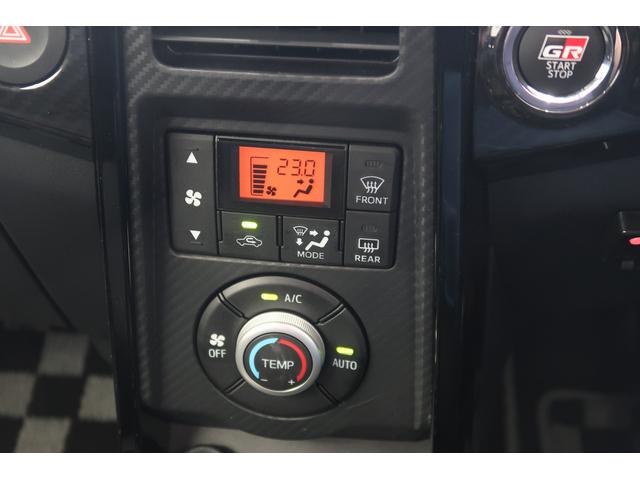 コペンＧＲ　スポーツ衝突安全ボディ　セキュリティアラーム　ＥＳＣ　ＥＴＣ車載器　記録簿付き　ターボエンジン　スマートキープッシュスタート　エアバック　ＡＷ　リモコンキー　ＡＢＳ　ナビ・ＴＶ　助手席エアバッグ　Ｉ−ＳＴＯＰ（富山県）の中古車