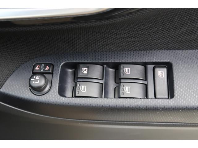 ムーヴカスタム X VS SAIII車線逸脱警報 エアバッグ 電動格納式ドアミラー 記録簿 イモビライザー アルミ LEDライト スマートキー&プッシュスタート ABS キーフリーキー 運転席シートヒーター ベンチシート バックモニター(富山県)の中古車