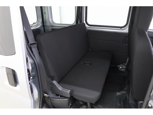 ハイゼットカーゴＤＸ　／キーレス／ラジオ／両側スライドドア／オートライト／踏み間違い防止　Ｗエアバック　キーフリーシステム　エコアイドル　切替４ＷＤ　運転席エアバッグ　ＡＢＳ　記録簿　ＶＤＣ（富山県）の中古車