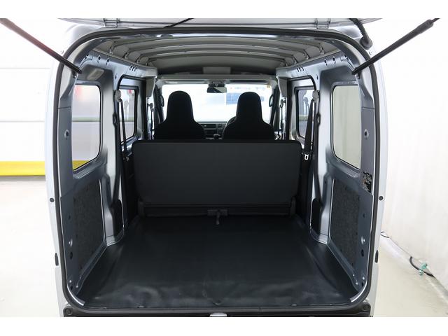 ハイゼットカーゴＤＸ　／キーレス／ラジオ／両側スライドドア／オートライト／踏み間違い防止　Ｗエアバック　キーフリーシステム　エコアイドル　切替４ＷＤ　運転席エアバッグ　ＡＢＳ　記録簿　ＶＤＣ（富山県）の中古車