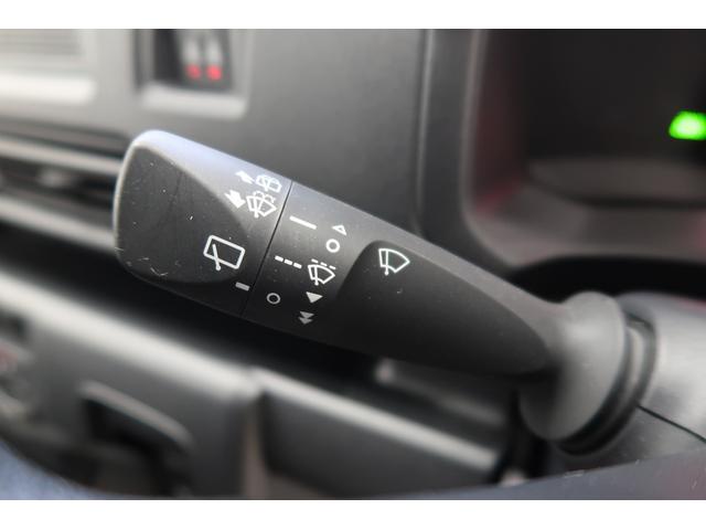 ハイゼットカーゴDX /4WD/CVT/キーレス/FM・AMラジオ/踏み間違い防止 Wエアバック キーレスエントリー エコアイドル 車線逸脱警報 切替4WD オートハイビーム 両側スライドドア 運転席エアバッグ ABS 記録簿 VDC(富山県)の中古車