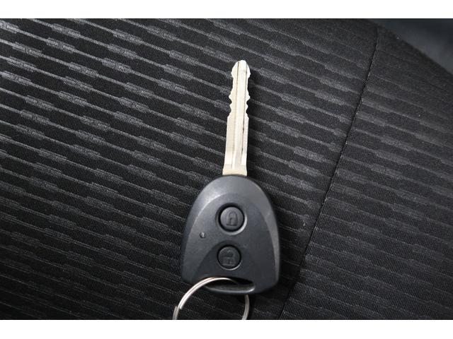 ハイゼットカーゴDX踏み間違い防止 Wエアバック キーフリーシステム エコアイドル 車線逸脱警報 切替4WD オートハイビーム 両側スライドドア オートライト 運転席エアバッグ ABS 記録簿 VDC(富山県)の中古車