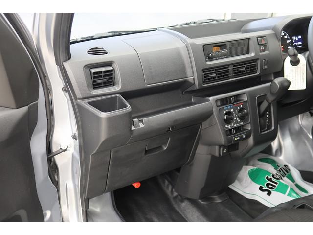 ハイゼットカーゴDX踏み間違い防止 Wエアバック キーフリーシステム エコアイドル 車線逸脱警報 切替4WD オートハイビーム 両側スライドドア オートライト 運転席エアバッグ ABS 記録簿 VDC(富山県)の中古車