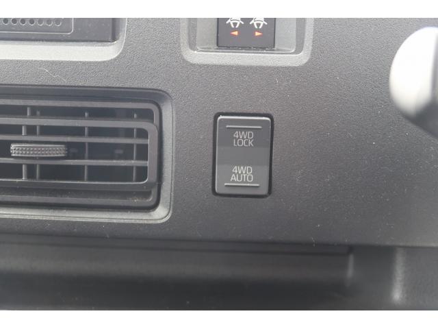 ハイゼットカーゴDX /パートタイム4WD/ラジオ/オートライト踏み間違い防止 Wエアバック キーフリーシステム エコアイドル 車線逸脱警報 切替4WD オートハイビーム 両側スライドドア オートライト 運転席エアバッグ ABS 記録簿 VDC(富山県)の中古車