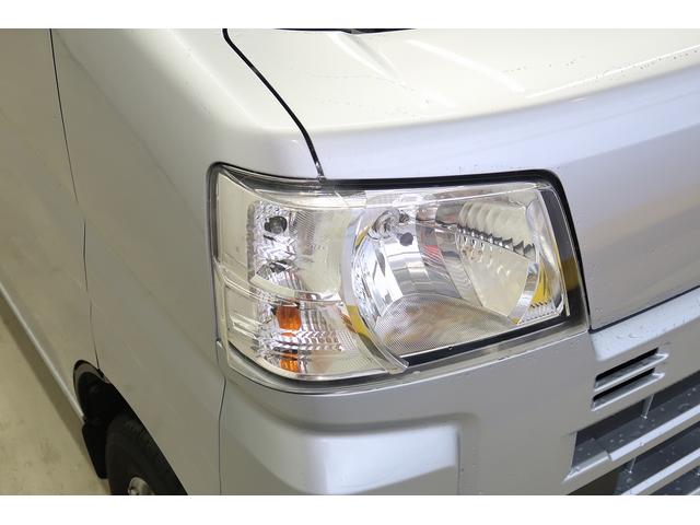 ハイゼットカーゴDX /パートタイム4WD/オートライト/ラジオ踏み間違い防止 Wエアバック キーレスエントリー エコアイドル 車線逸脱警報 切替4WD オートハイビーム オートライト 運転席エアバッグ ABS 記録簿 電動格納式ドアミラー(富山県)の中古車