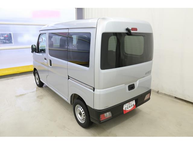 ハイゼットカーゴDX /パートタイム4WD/オートライト/ラジオ踏み間違い防止 Wエアバック キーレスエントリー エコアイドル 車線逸脱警報 切替4WD オートハイビーム オートライト 運転席エアバッグ ABS 記録簿 電動格納式ドアミラー(富山県)の中古車