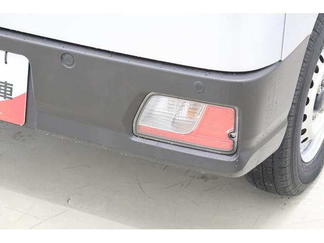 ハイゼットカーゴDX /パートタイム4WD/オートライト/ラジオ踏み間違い防止 Wエアバック キーレスエントリー エコアイドル 車線逸脱警報 切替4WD オートハイビーム オートライト 運転席エアバッグ ABS 記録簿 電動格納式ドアミラー(富山県)の中古車