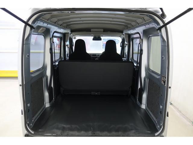 ハイゼットカーゴDX /パートタイム4WD/オートライト/ラジオ踏み間違い防止 Wエアバック キーレスエントリー エコアイドル 車線逸脱警報 切替4WD オートハイビーム オートライト 運転席エアバッグ ABS 記録簿 電動格納式ドアミラー(富山県)の中古車