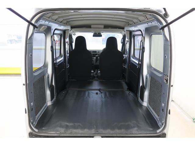 ハイゼットカーゴDX /パートタイム4WD/オートライト/ラジオ踏み間違い防止 Wエアバック キーレスエントリー エコアイドル 車線逸脱警報 切替4WD オートハイビーム オートライト 運転席エアバッグ ABS 記録簿 電動格納式ドアミラー(富山県)の中古車