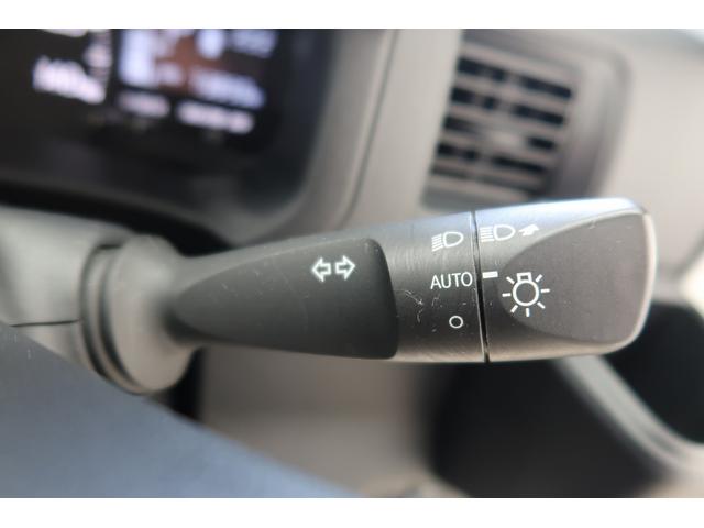 ハイゼットカーゴDX /切替4WD/ラジオ/オートライト/踏み間違い防止踏み間違い防止 Wエアバック キーレス エコアイドル 車線逸脱警報 切替4WD オートハイビーム オートライト 運転席エアバッグ ABS 記録簿 VDC(富山県)の中古車