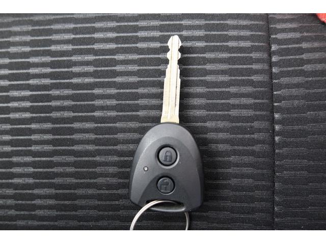 ハイゼットカーゴDX /切替4WD/ラジオ/オートライト/踏み間違い防止踏み間違い防止 Wエアバック キーレス エコアイドル 車線逸脱警報 切替4WD オートハイビーム オートライト 運転席エアバッグ ABS 記録簿 VDC(富山県)の中古車