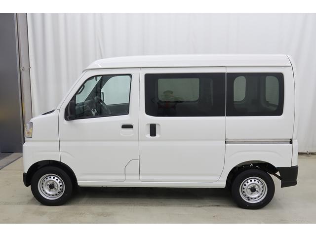 ハイゼットカーゴＤＸ　／４ＷＤ／ラジオ／キーレスエントリー／オートライト踏み間違い防止　Ｗエアバック　キーフリーシステム　エコアイドル　車線逸脱警報　切替４ＷＤ　オートハイビーム　オートライト　運転席エアバッグ　ＡＢＳ　記録簿　ＶＤＣ（富山県）の中古車