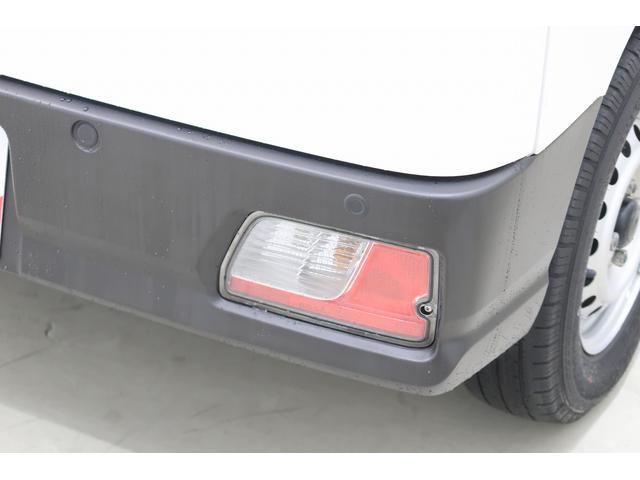 ハイゼットカーゴＤＸ　／４ＷＤ／ラジオ／キーレスエントリー／オートライト踏み間違い防止　Ｗエアバック　キーフリーシステム　エコアイドル　車線逸脱警報　切替４ＷＤ　オートハイビーム　オートライト　運転席エアバッグ　ＡＢＳ　記録簿　ＶＤＣ（富山県）の中古車