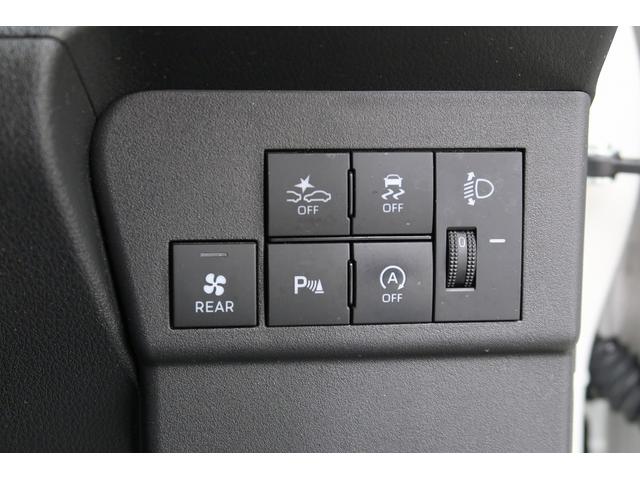 ハイゼットカーゴＤＸ　／４ＷＤ／ラジオ／キーレスエントリー／オートライト踏み間違い防止　Ｗエアバック　キーフリーシステム　エコアイドル　車線逸脱警報　切替４ＷＤ　オートハイビーム　オートライト　運転席エアバッグ　ＡＢＳ　記録簿　ＶＤＣ（富山県）の中古車