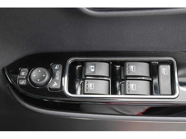 タントカスタムＸスタイルセレクション　／４ＷＤ／ナビ／バックカメラＢｌｕｅｔｏｏｔｈ接続　ドライブレコーダー　アイドリングストップ車　バックモニター　ＬＥＤヘッド　ナビＴＶ　両側電動ドア　ＥＴＣ　シートヒーター　オートハイビーム　４ＷＤ　スマートキー　オートライト（富山県）の中古車