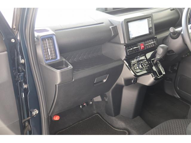 タントカスタムＸスタイルセレクション　／４ＷＤ／ナビ／バックカメラＢｌｕｅｔｏｏｔｈ接続　ドライブレコーダー　アイドリングストップ車　バックモニター　ＬＥＤヘッド　ナビＴＶ　両側電動ドア　ＥＴＣ　シートヒーター　オートハイビーム　４ＷＤ　スマートキー　オートライト（富山県）の中古車