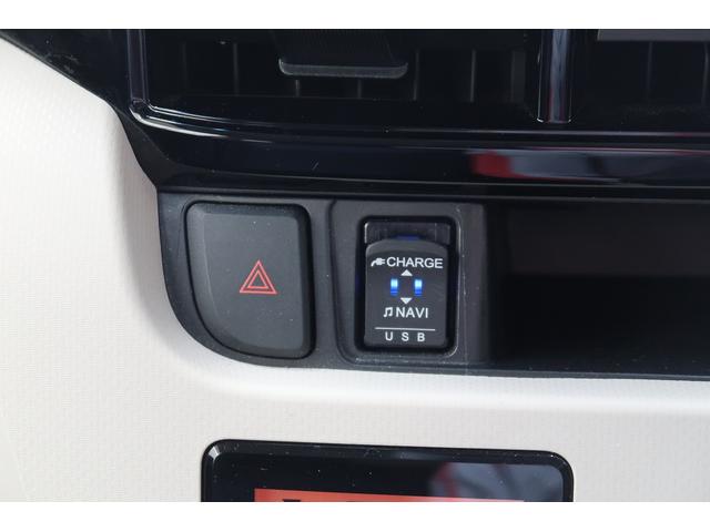 ムーヴＸリミテッド　ＳＡIII　／ナビ／バックカメラ／オートライトナビ　ドラレコ　バックカメラ　純正アルミホイール　プッシュスタート　オートエアコン　前席シートヒーター（富山県）の中古車