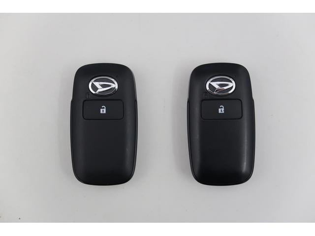 ロッキープレミアムＧ　ＨＥＶ　／ナビ／パノラマカメラ／ドラレコ／バックカメラ付き　電動格納式ドアミラー　衝突被害軽減　盗難防止　Ｂｌｕｅｔｏｏｔｈ対応　衝突安全ボディ　Ｄレコ　アルミホイル　ＬＥＤライト　ＥＴＣ付　オートＬＥＤ　Ｓヒーター　記録簿　スマートキー（富山県）の中古車