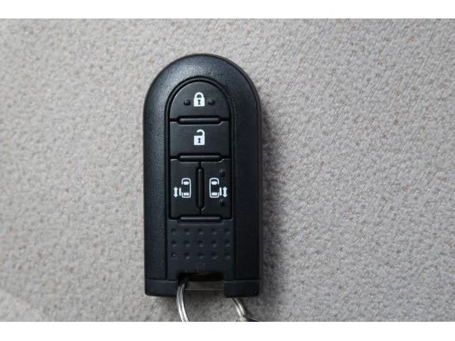 ムーヴキャンバスＸリミテッドメイクアップ　ＳＡII　／ＤＶＤ／カメラ／バックモニター付き　Ｂｌｕｅｔｏｏｔｈ対応　セキュリティアラーム　電動格納ミラー　ベンチシート　キーフリー　オートライト　ＡＢＳ　スマートキー　エアバック　記録簿　両側パワードア（富山県）の中古車