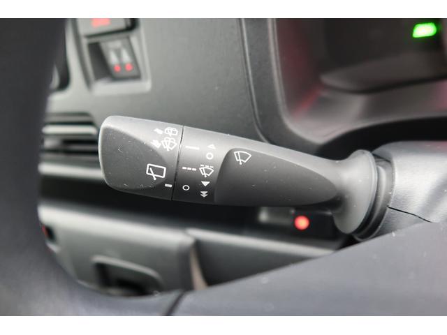 ハイゼットカーゴクルーズ　／４ＷＤ切替／ナビ／バックカメラ／キーフリー／バックカメラ　横滑り防止機能　両側スライドＤ　オートマチックハイビーム　オートライト　エアバッグ　スマートキー＆プッシュスタート　記録簿　ＡＢＳ　４ＷＤ車　衝突軽減Ｂ（富山県）の中古車