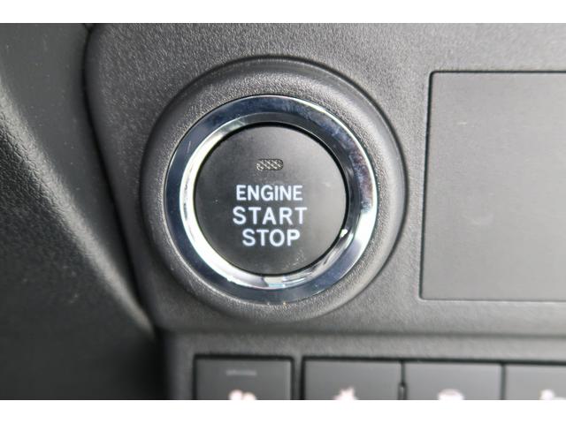 ハイゼットカーゴクルーズ　／４ＷＤ切替／ナビ／バックカメラ／キーフリー／バックカメラ　横滑り防止機能　両側スライドＤ　オートマチックハイビーム　オートライト　エアバッグ　スマートキー＆プッシュスタート　記録簿　ＡＢＳ　４ＷＤ車　衝突軽減Ｂ（富山県）の中古車