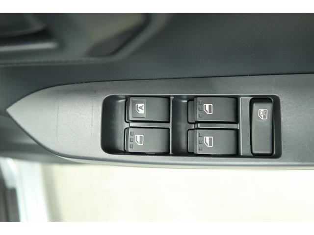 ミライースL SAIII /オーディオレス/オートライト/キーレスキーキーレス アイドリングストップ付き デュアルエアバッグ 整備記録簿 エアーバッグ オートハイビーム 安全ボディ オートライト ABS 横滑り防止装置付き 緊急ブレーキ 車線逸脱警報システム(富山県)の中古車